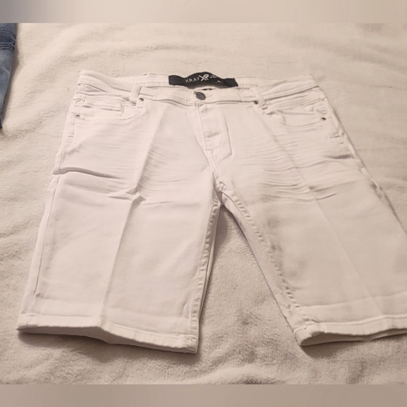 Very Nice, Men's X-Ray Jean Shorts. Size 36 - Picture 1 of 3